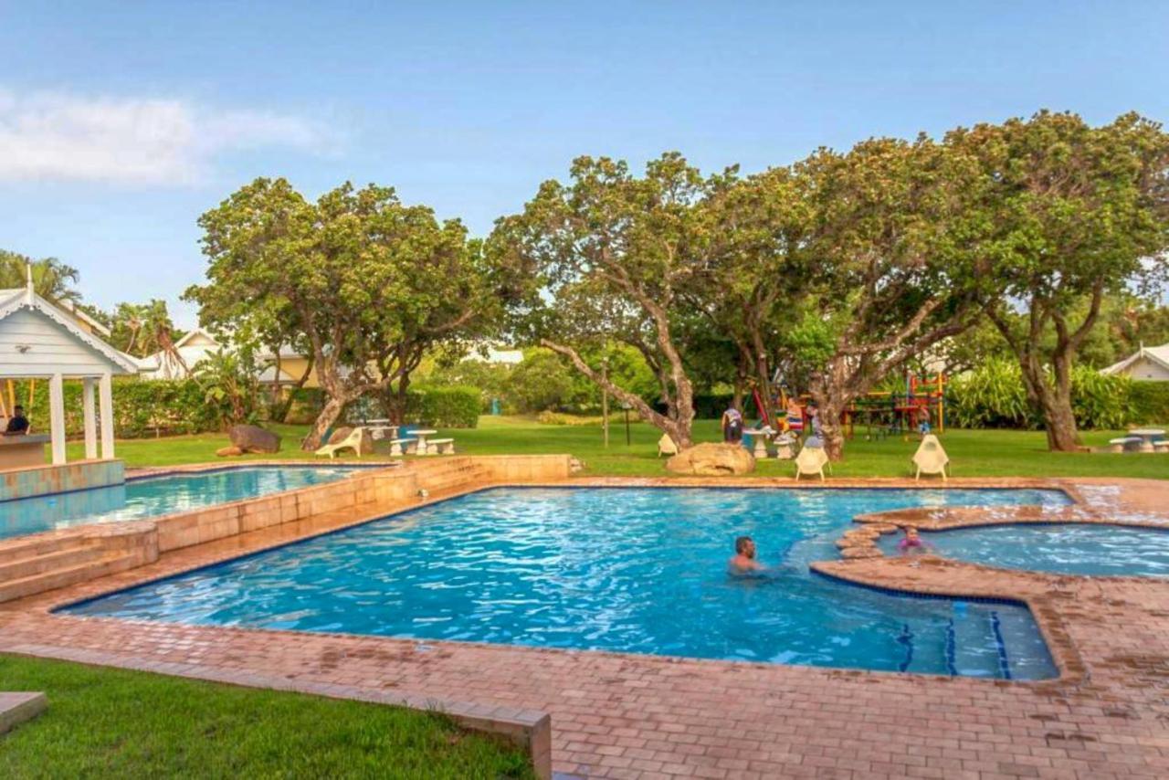 Caribbean Estates Lakeview Villa Port Edward Kültér fotó